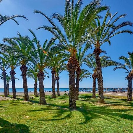 Bianca Chic Studio - Carihuela Beach At 300M Torremolinos Extérieur photo